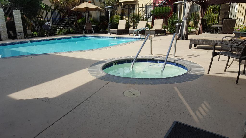 Whispering Meadows Apartments Bakersfield Exteriér fotografie