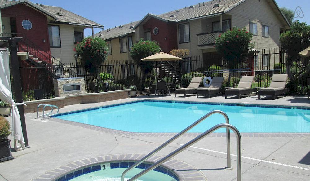 Whispering Meadows Apartments Bakersfield Exteriér fotografie