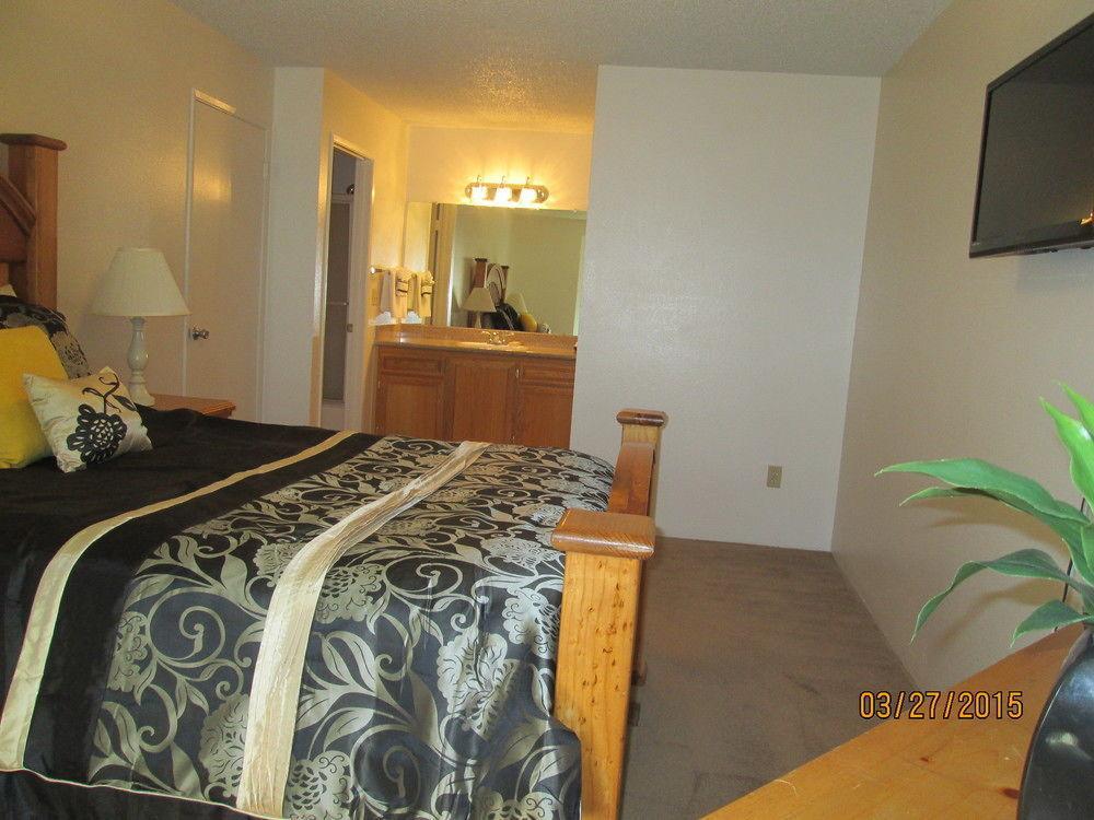 Whispering Meadows Apartments Bakersfield Exteriér fotografie