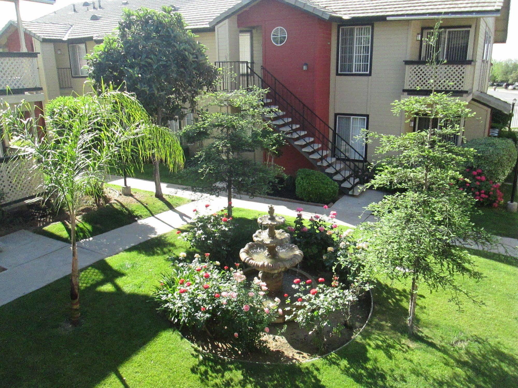 Whispering Meadows Apartments Bakersfield Exteriér fotografie
